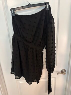 Cupshe Black One-Shoulder Pom Pom Mini Dress
